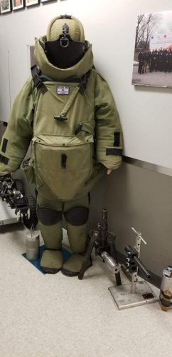 36suit_4